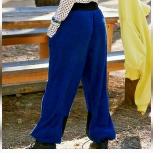 FP movement free people Cuddle Up Fleece Tie Waist joggerBlue/black. Size Sm NWT - Picture 2 of 8